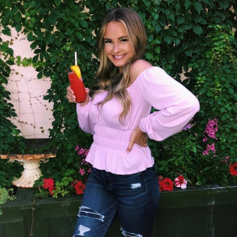 Meet your Posher, Rachel